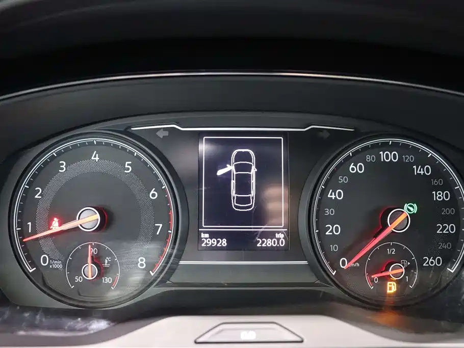 VOLKSWAGEN PASSAT 2021