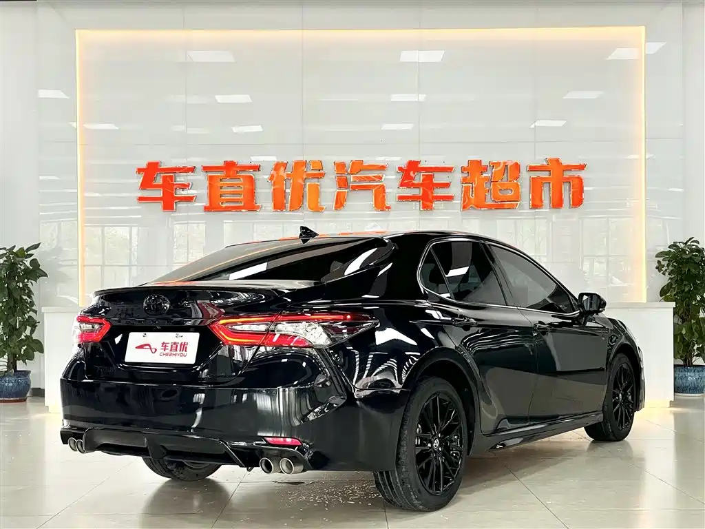 TOYOTA CAMRY 2022