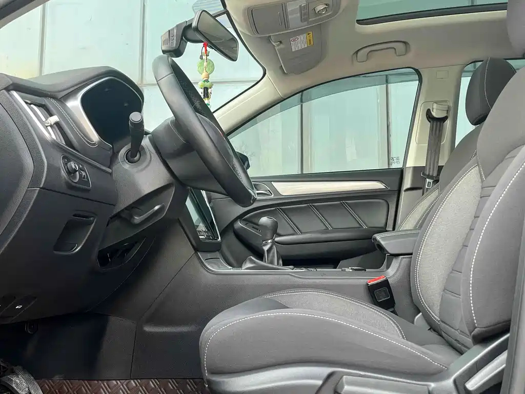 ROEWE RX5 2022