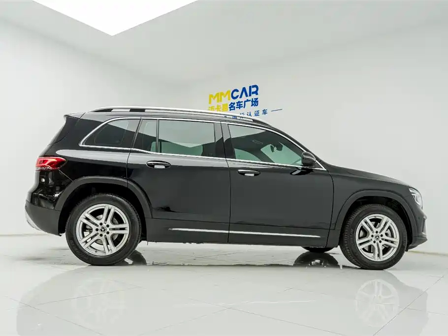 MERCEDES BENZ GLB 2022
