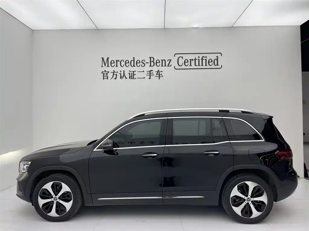 MERCEDES BENZ GLB 2021