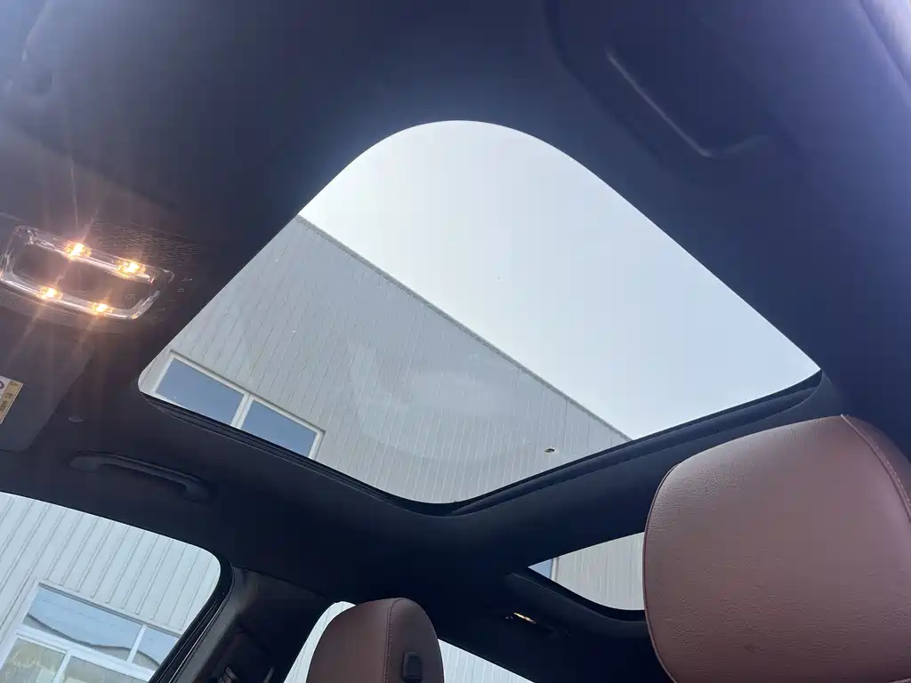 MERCEDES BENZ GLB 2022