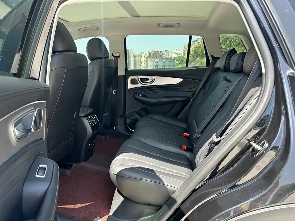 ROEWE RX5 MAX 2021