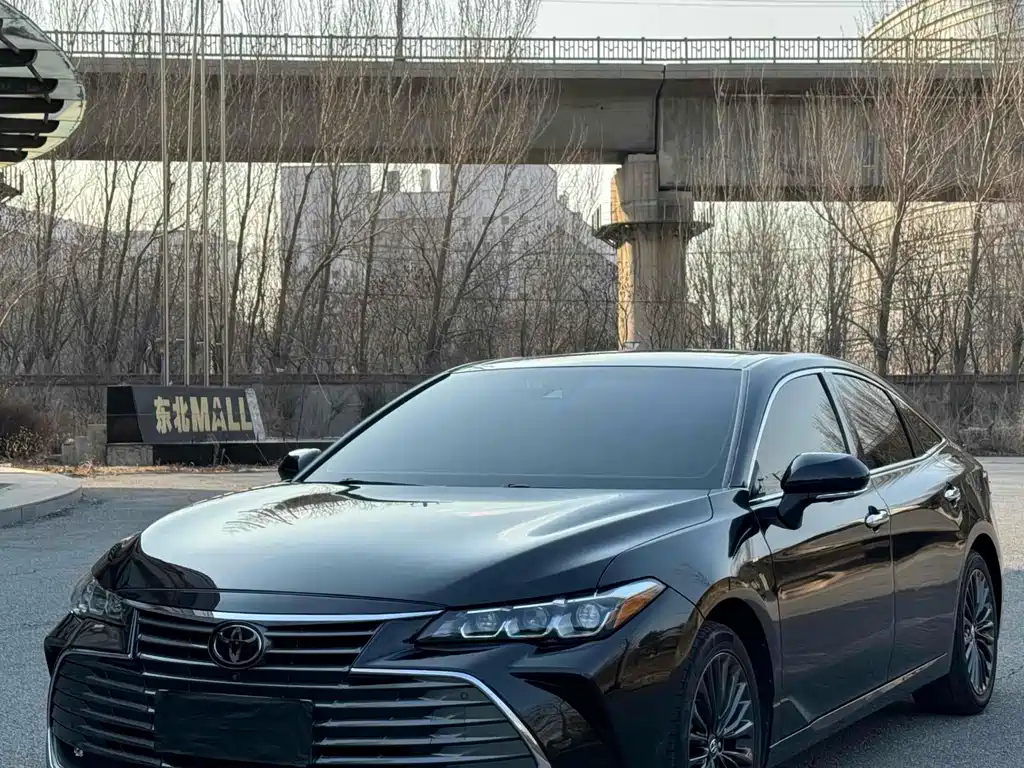 TOYOTA AVALON 2020