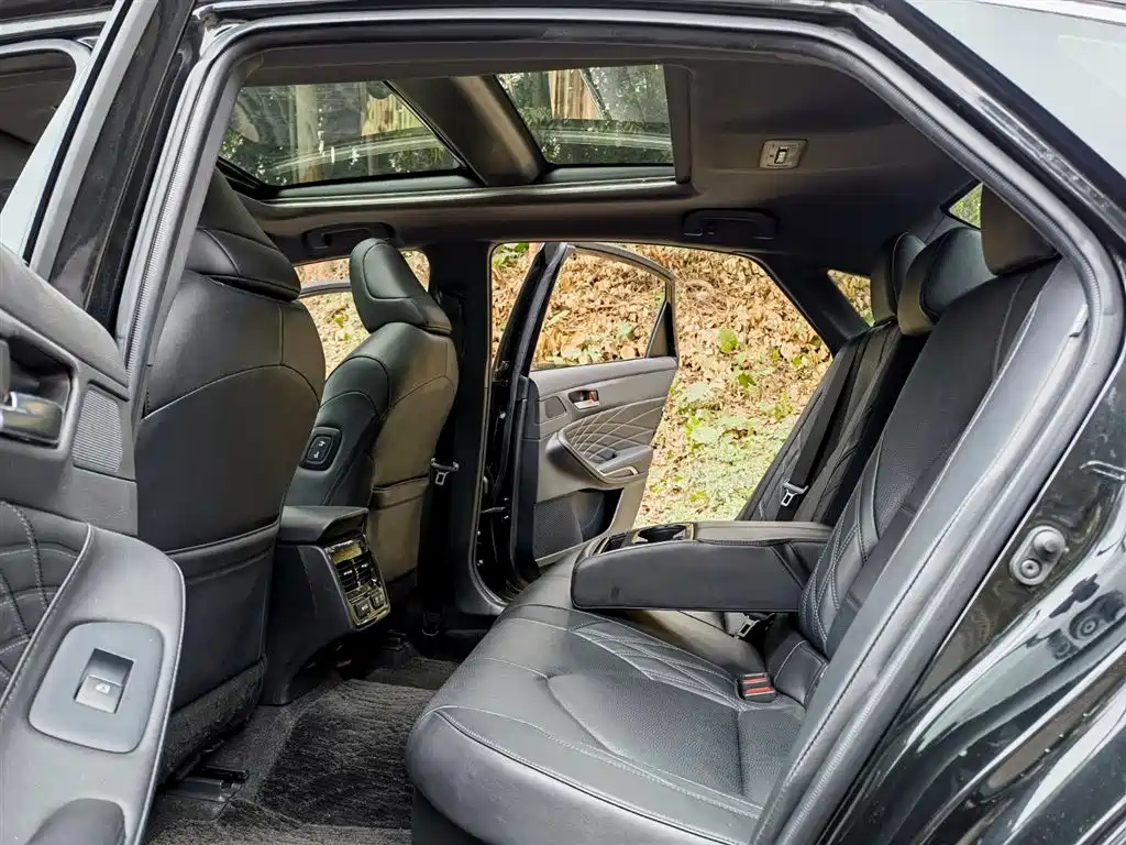 TOYOTA AVALON 2021