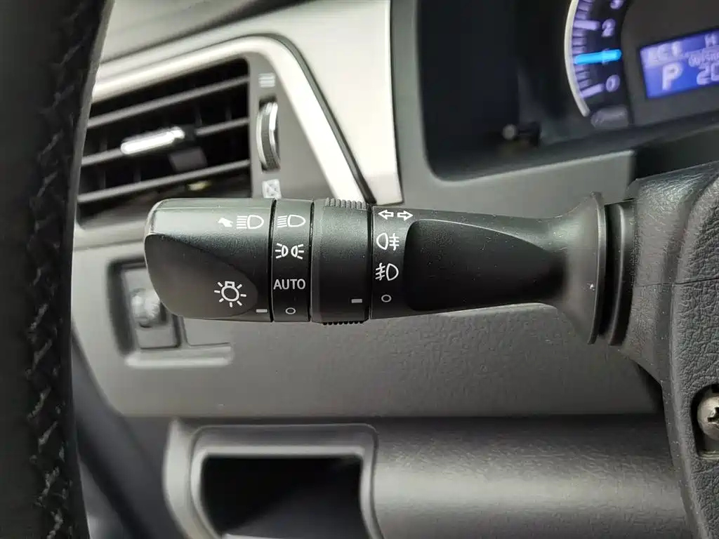 TOYOTA CAMRY 2014