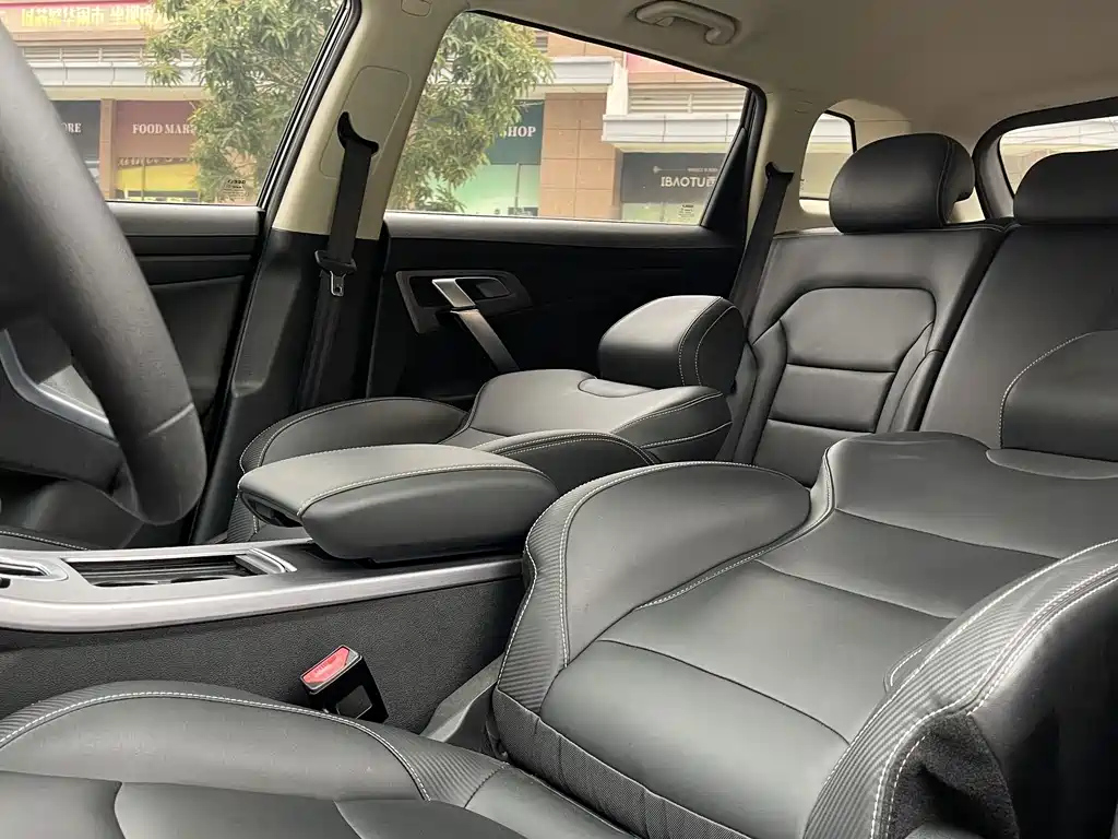 GEELY AUTO BOYUE 2021