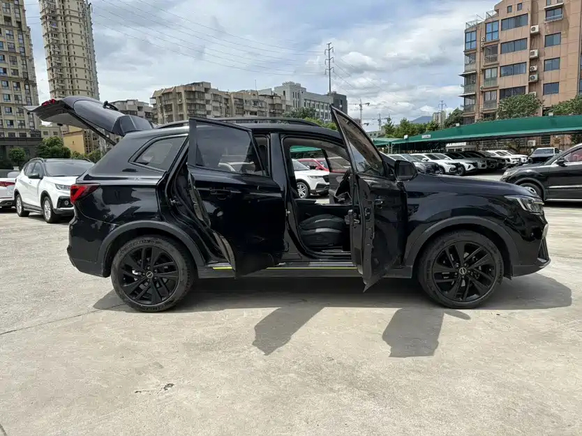 ROEWE RX5 2021