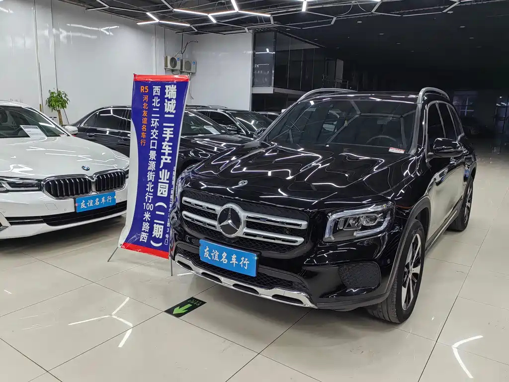 MERCEDES BENZ GLB 2021