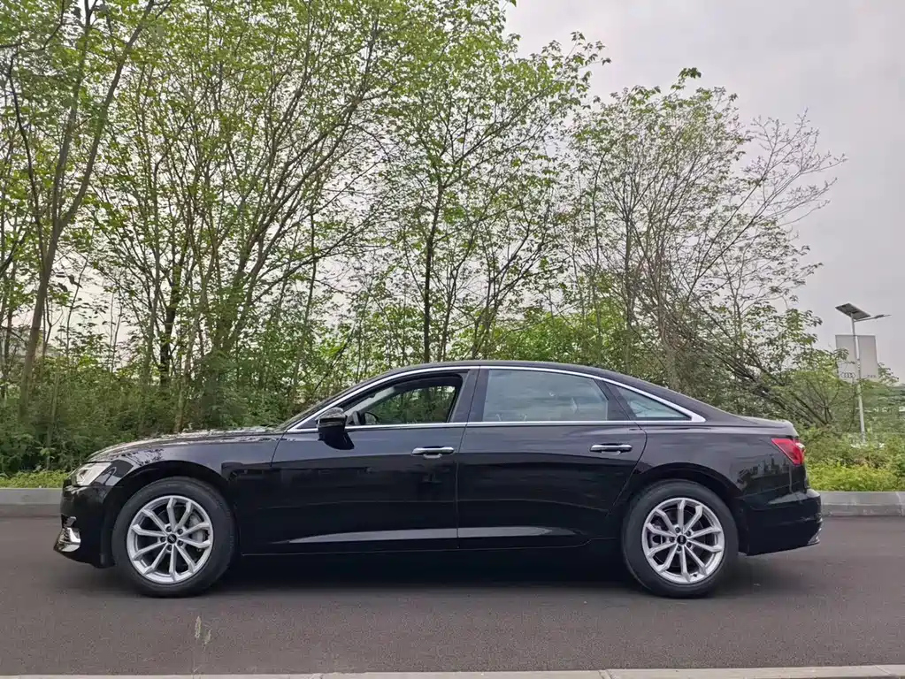 AUDI A6L 2023