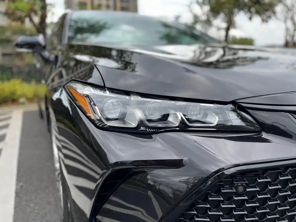 TOYOTA AVALON 2019