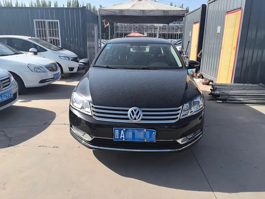 VOLKSWAGEN MAGOTAN 2016