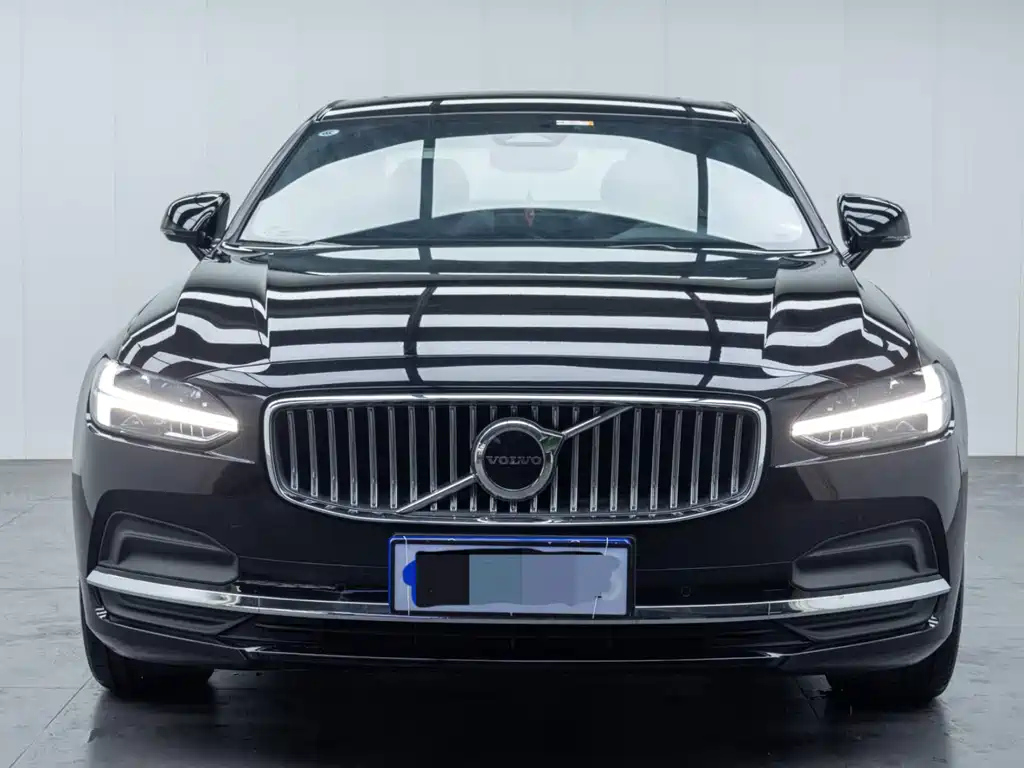 VOLVO S90 2022