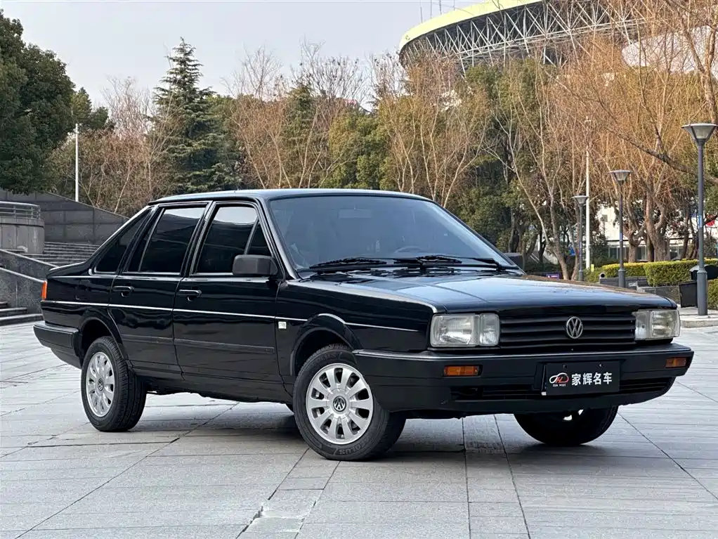 VOLKSWAGEN SANTANA CLASSIC 2010