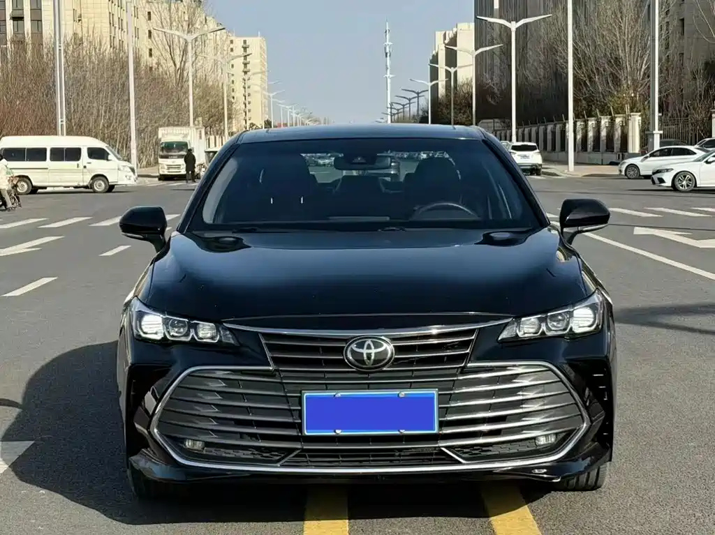 TOYOTA AVALON 2020