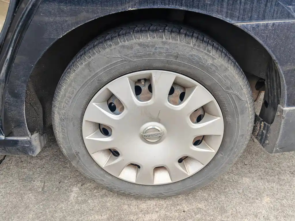 NISSAN SYLPHY 2015