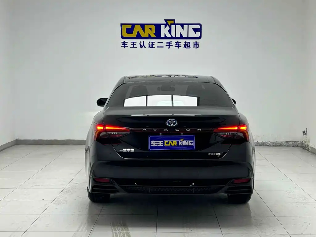 TOYOTA AVALON 2022