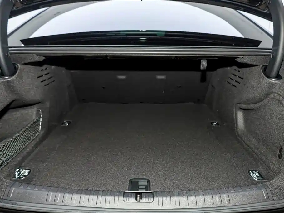 AUDI A6L 2023