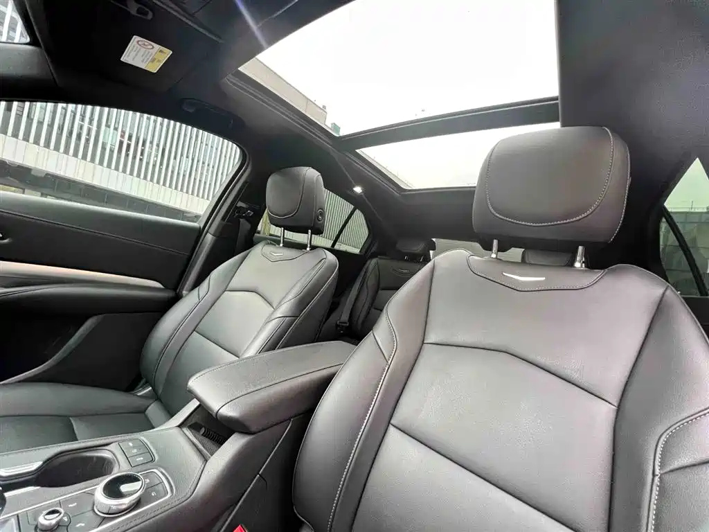 CADILLAC XT4 2020