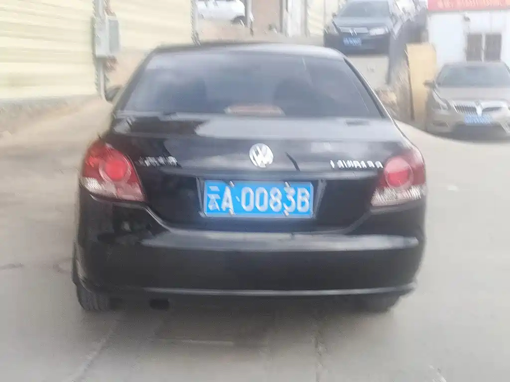 VOLKSWAGEN LAVIDA 2011