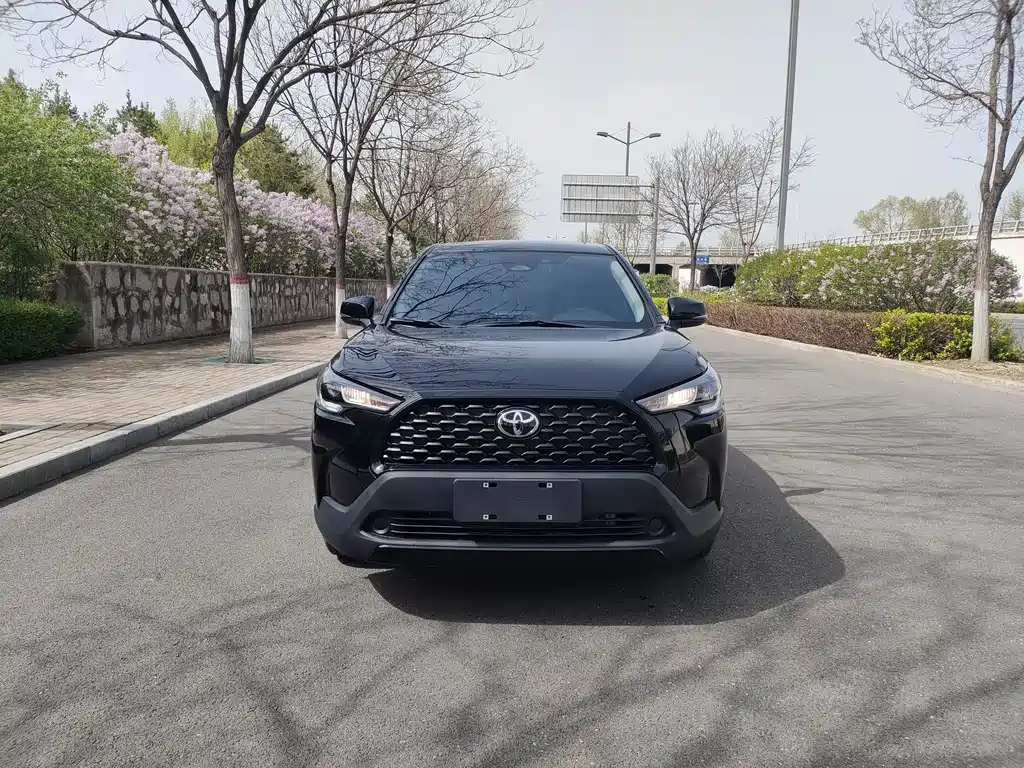 TOYOTA COROLLA CROSS 2024