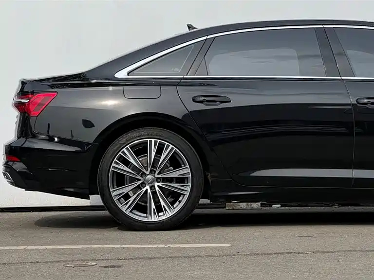 AUDI A6L 2020