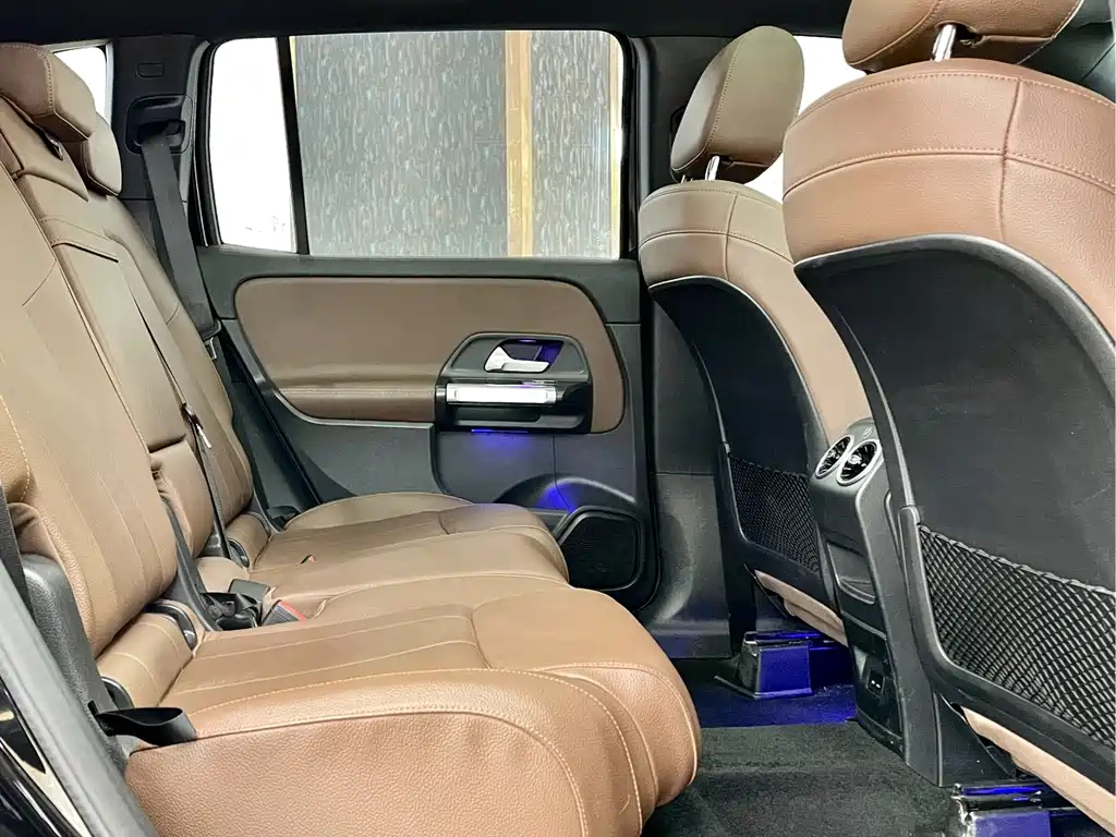 MERCEDES BENZ GLB 2021