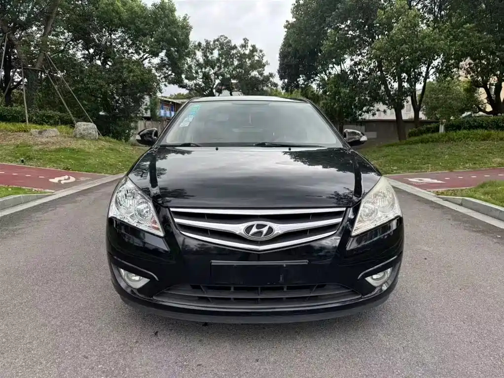HYUNDAI CELESTA 2010