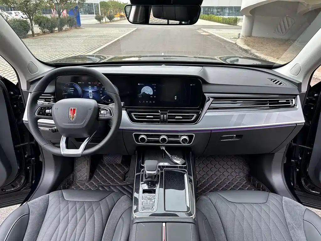 HONGQI HS5 2023