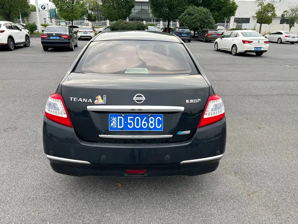 NISSAN TEANA 2012