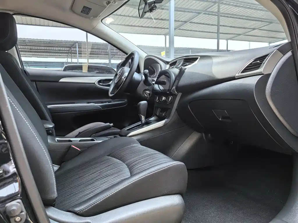NISSAN SYLPHY 2022