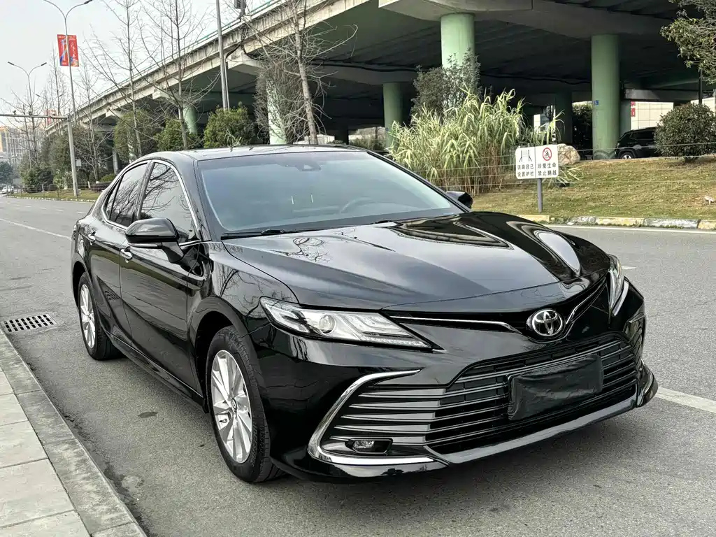 TOYOTA CAMRY 2022