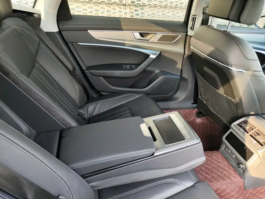 AUDI A6L 2023