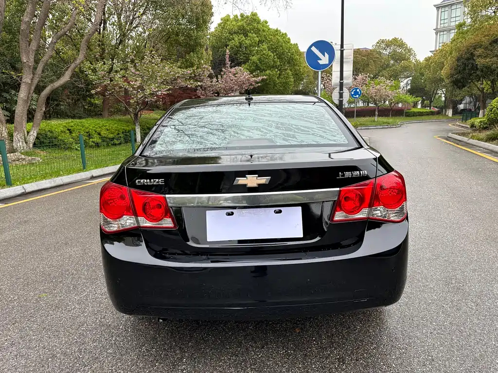 CHEVROLET CRUZE 2012