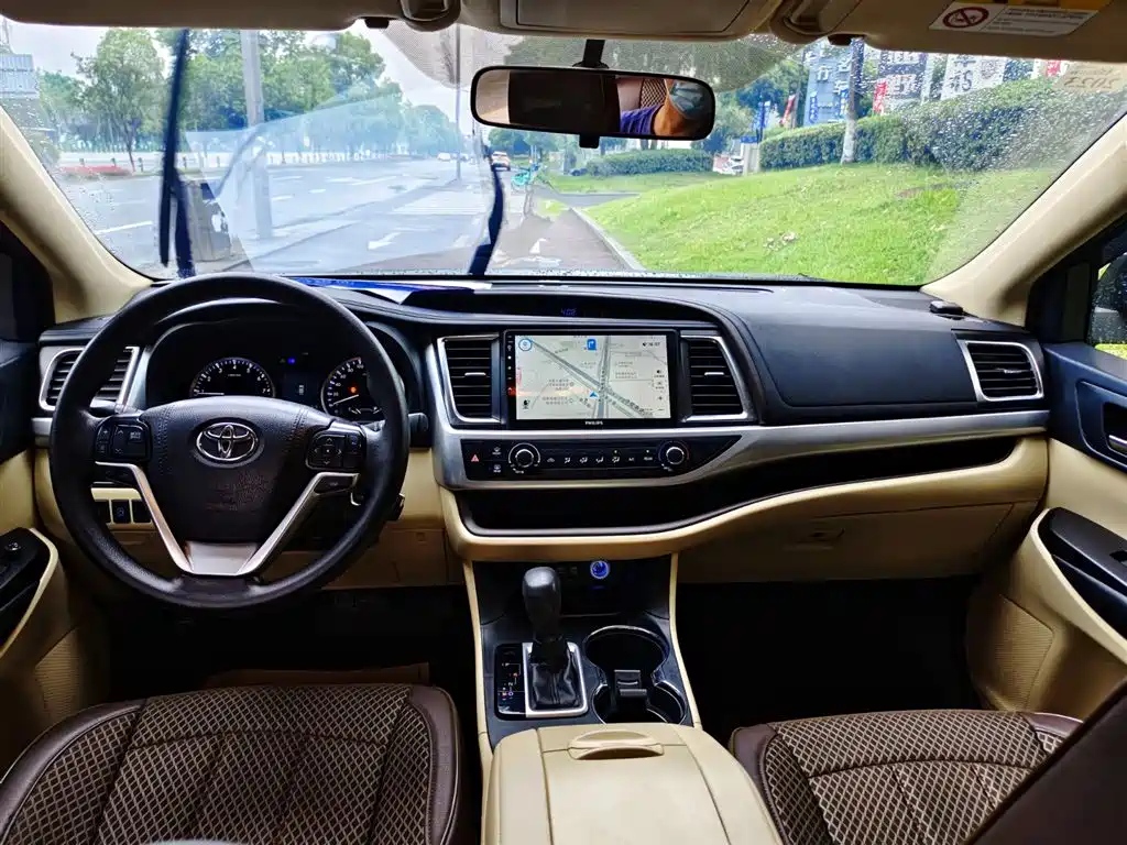 TOYOTA HIGHLANDER 2021