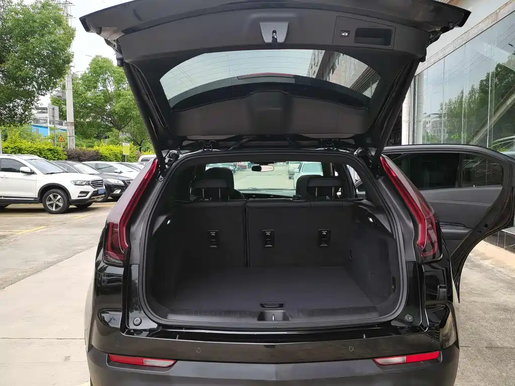 CADILLAC XT4 2021