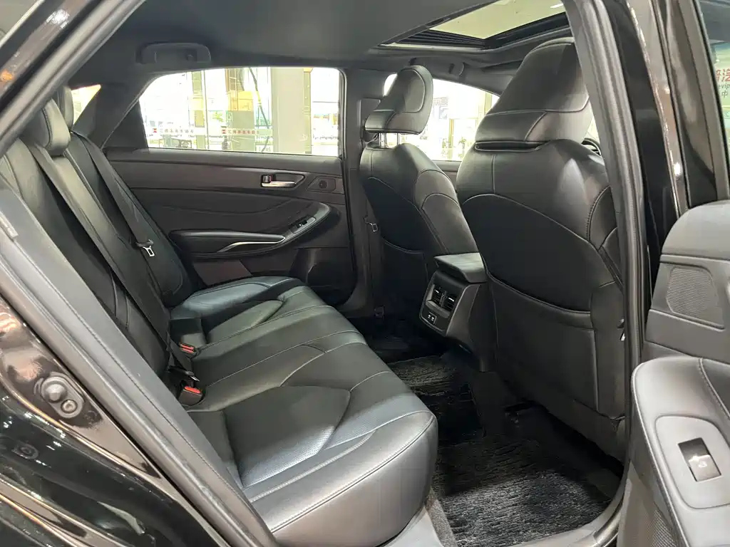 TOYOTA AVALON 2021