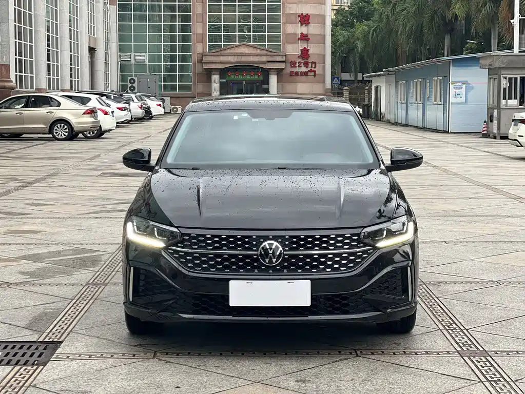 VOLKSWAGEN LAVIDA 2022