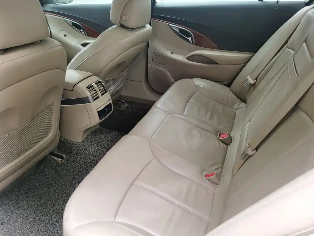 BUICK LACROSSE 2012