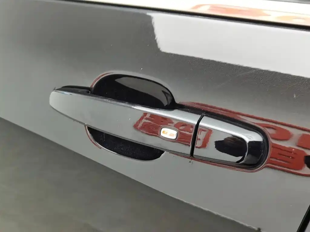 CHEVROLET EXPLORER 2021