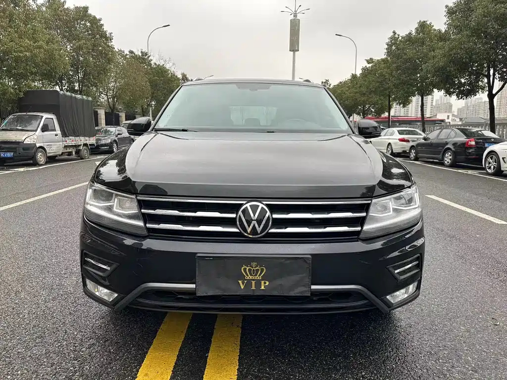 VOLKSWAGEN TIGUAN L 2021