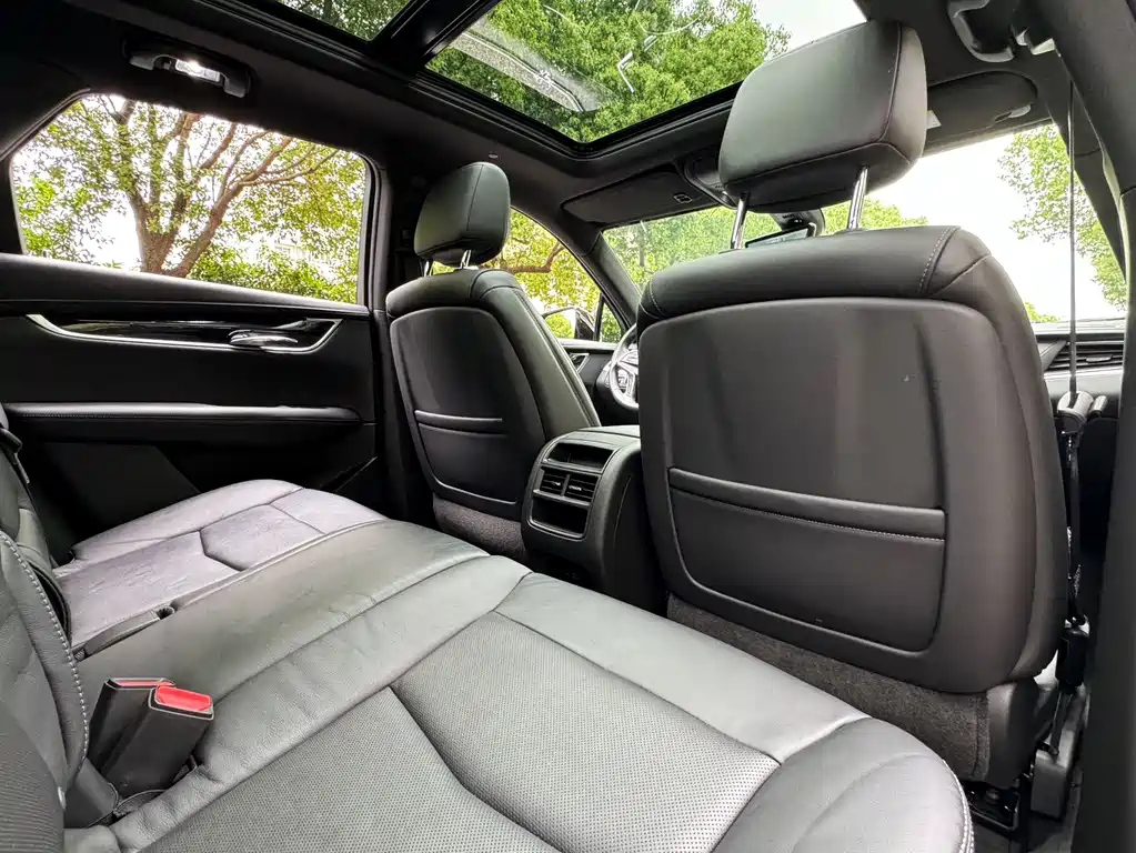CADILLAC XT5 2023