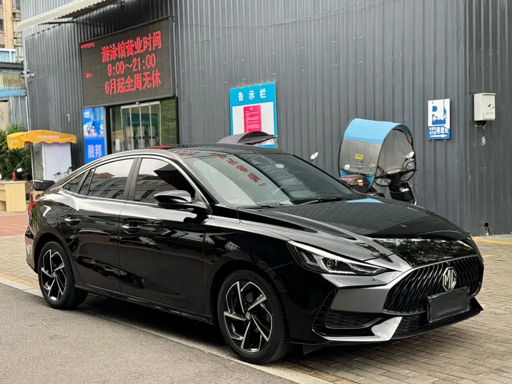 MG MG5 2021
