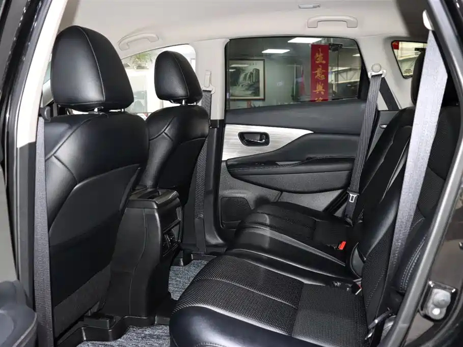 NISSAN MURANO 2022