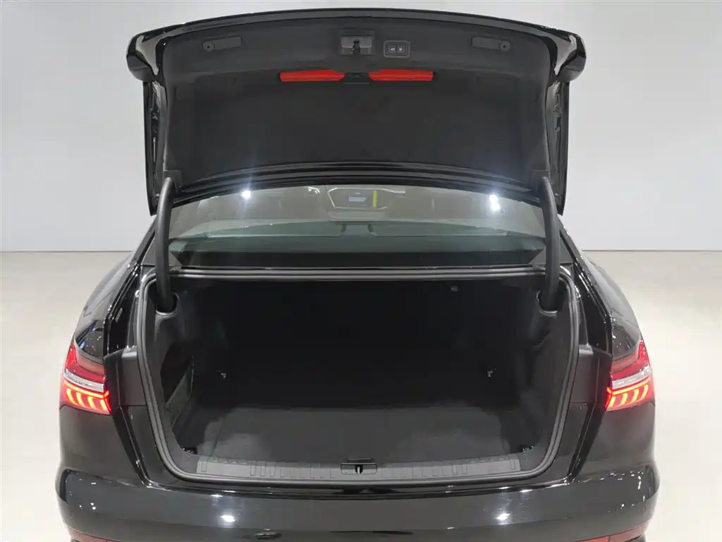 AUDI A6L 2024