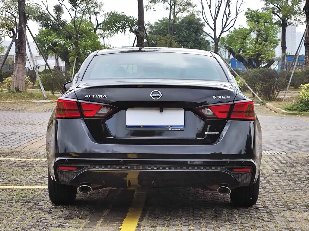 NISSAN TEANA 2020