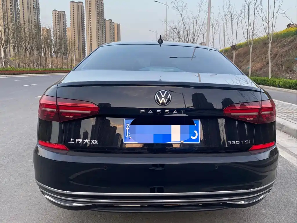 VOLKSWAGEN PASSAT 2021