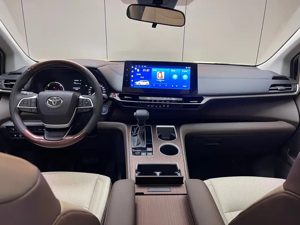 TOYOTA SIENNA SIENNA 2023