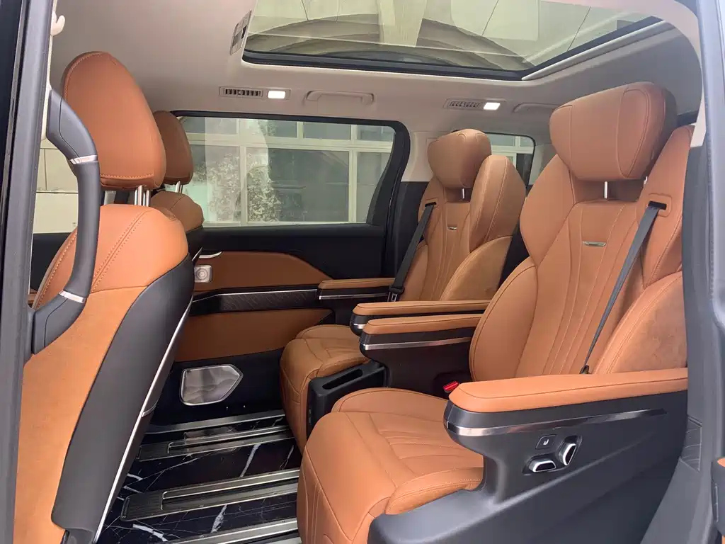 HONGQI HQ9 2023