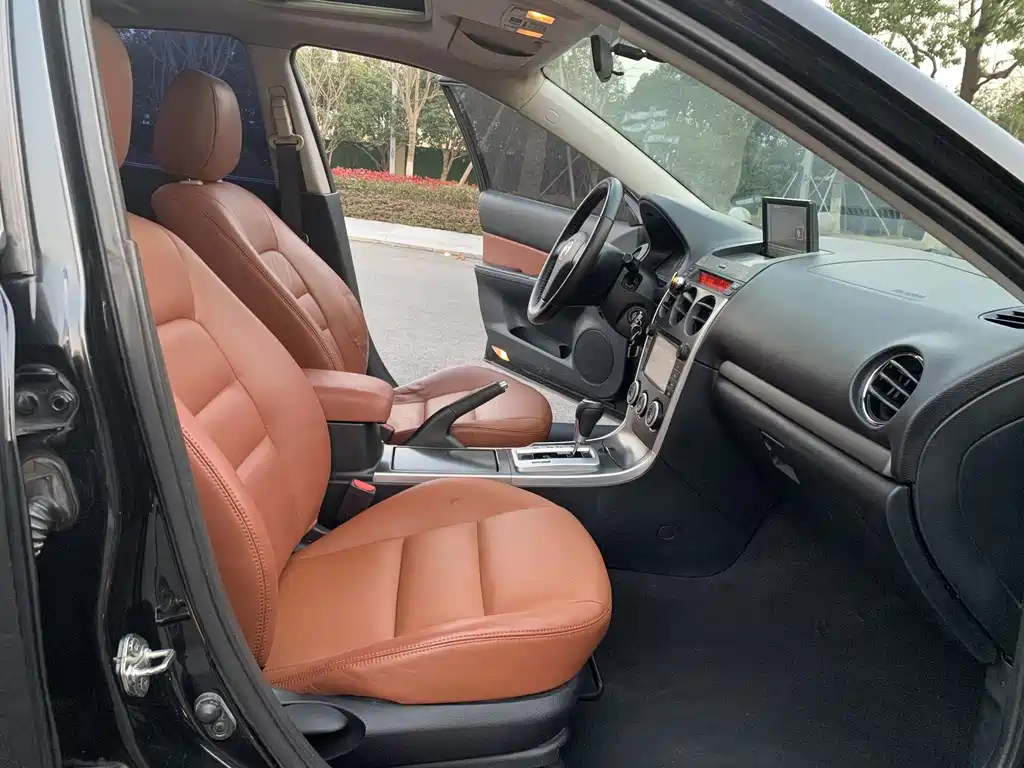 MAZDA 6 2011